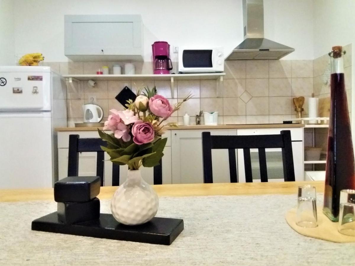 Apartman Luka Kastela Luaran gambar