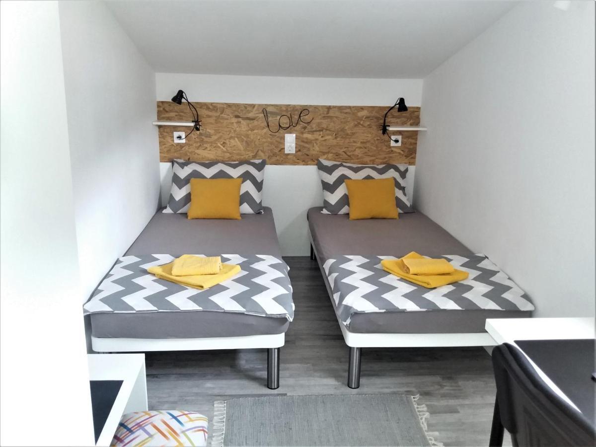 Apartman Luka Kastela Luaran gambar