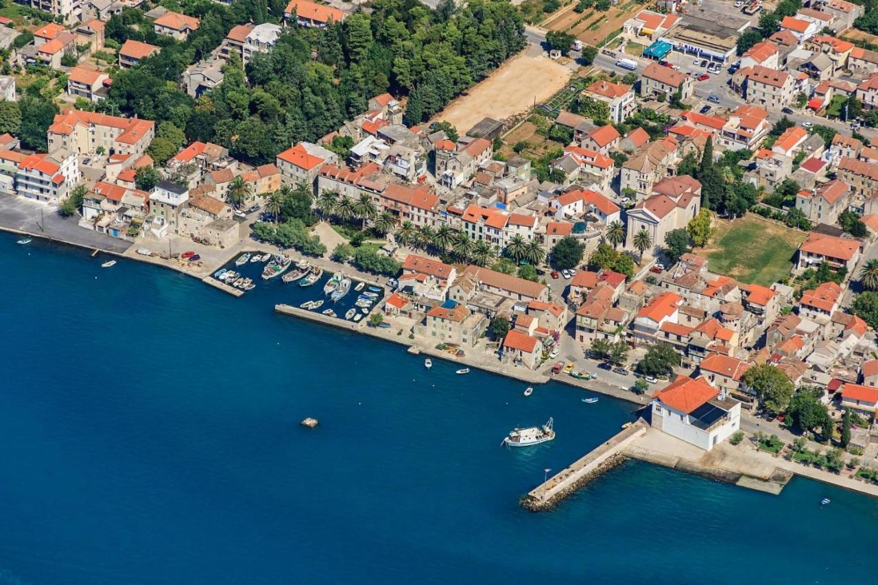 Apartman Luka Kastela Luaran gambar