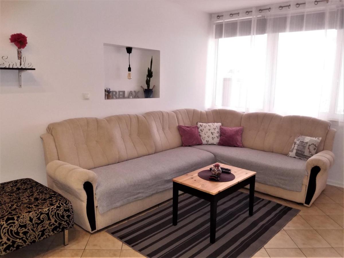Apartman Luka Kastela Luaran gambar